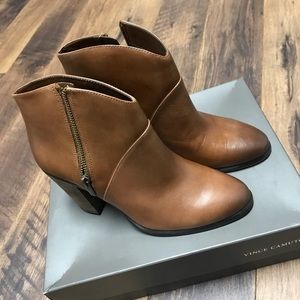 NEW Vince Camuto Felise Leather Booties